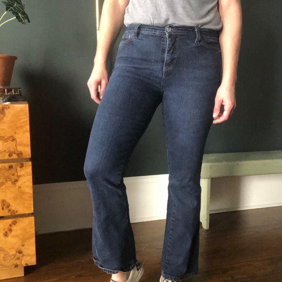 Levi's Perfect Slimming Flare Jean for Women - Picture 1 of 8